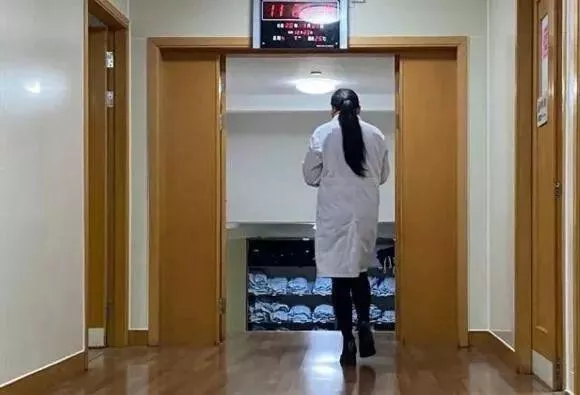 D30：与新冠肺炎“战斗”的这一个月