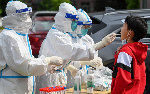 共克时艰 强国有我